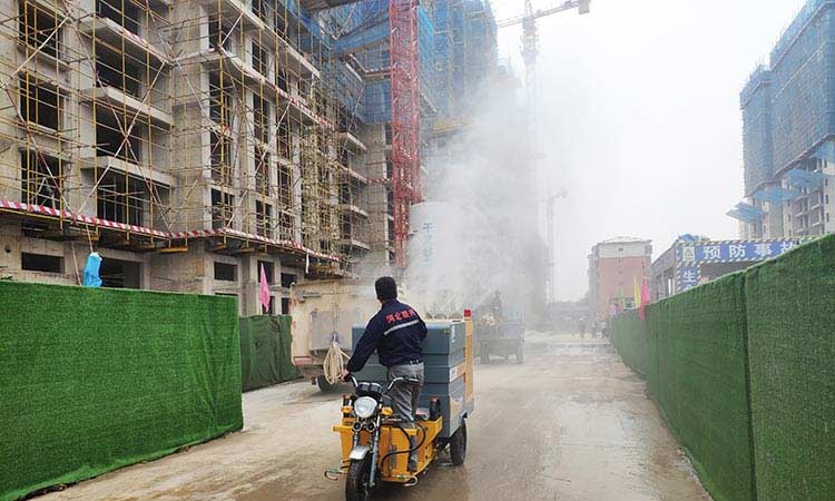 三輪多功能電動高壓清洗車降塵作業 百易長青多功能高壓沖洗車