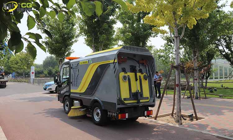 純電動(dòng)小洗掃車(chē)