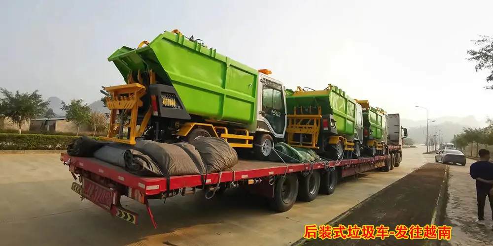 后裝式垃圾清運車_環(huán)衛(wèi)垃圾車_市政垃圾車_小型環(huán)衛(wèi)垃圾車
