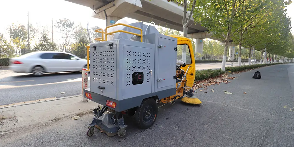 三輪車(chē)樹(shù)葉收集機(jī) 吸入式樹(shù)葉收集車(chē) 電動(dòng)三輪車(chē)樹(shù)葉收集器 樹(shù)葉收集器車(chē) 三輪樹(shù)葉收集車(chē) 林場(chǎng)專(zhuān)用樹(shù)葉收集車(chē)