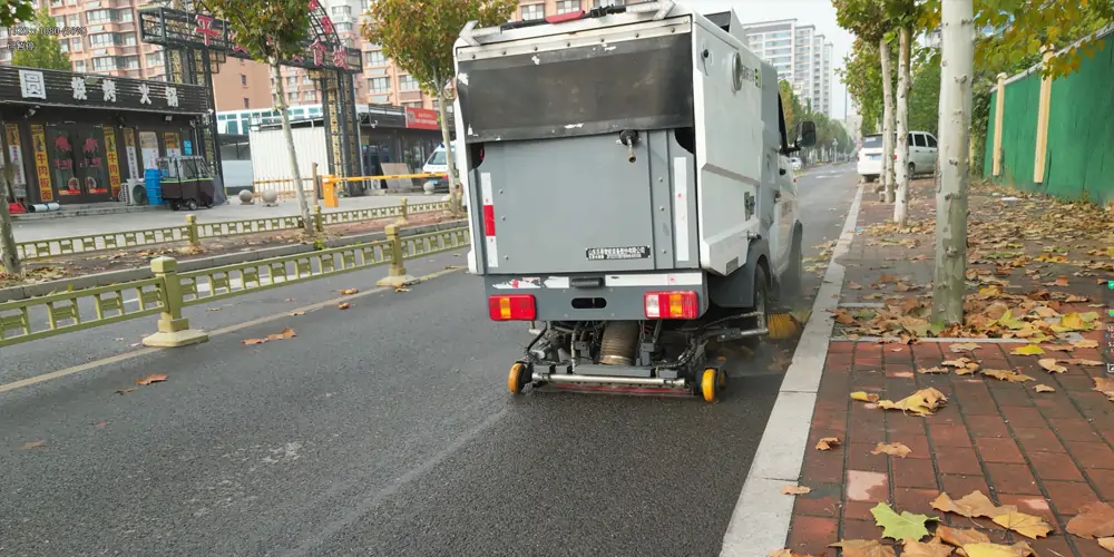 純電動(dòng)洗掃車,新能源洗掃車,電動(dòng)洗掃車,小型洗掃車