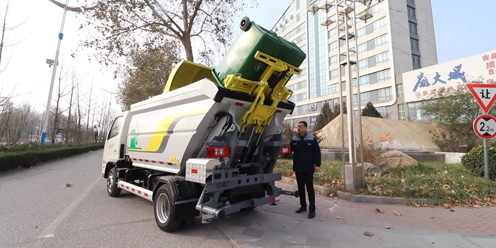 新能源垃圾車，后裝式垃圾車，純電動垃圾車，電動垃圾車